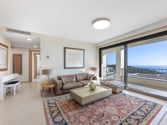 3 Bedrooms Apartment in Marbella