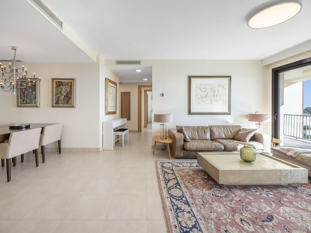 3 Bedrooms Apartment in Marbella