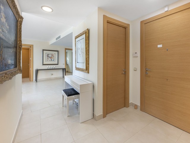 3 Bedrooms Apartment in Marbella