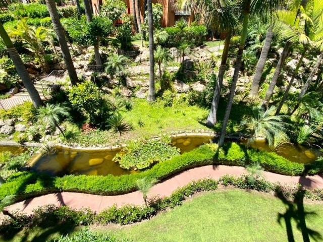 2 Bedrooms Apartment in Puerto Banús