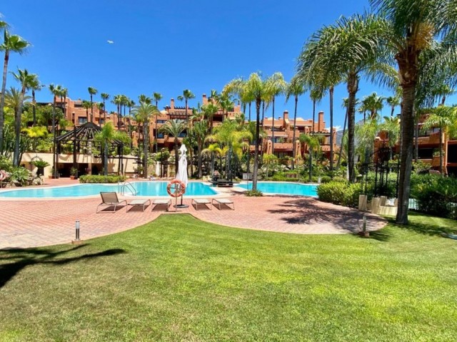 2 Bedrooms Apartment in Puerto Banús