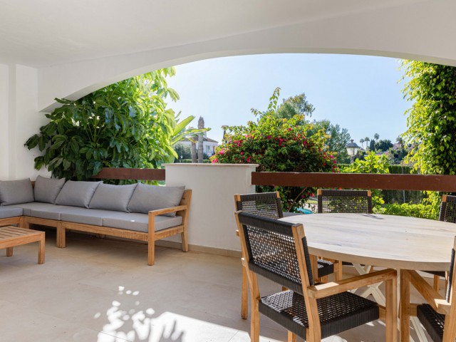 2 Schlafzimmer Apartment in Nueva Andalucía