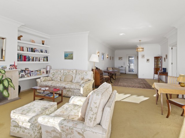 Huoneisto, Guadalmina Alta, R5319040