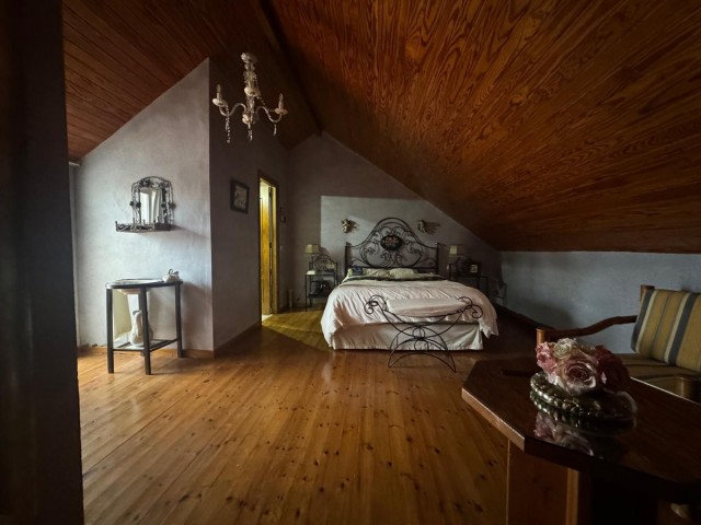 4 Sovrums Radhus i Atalaya