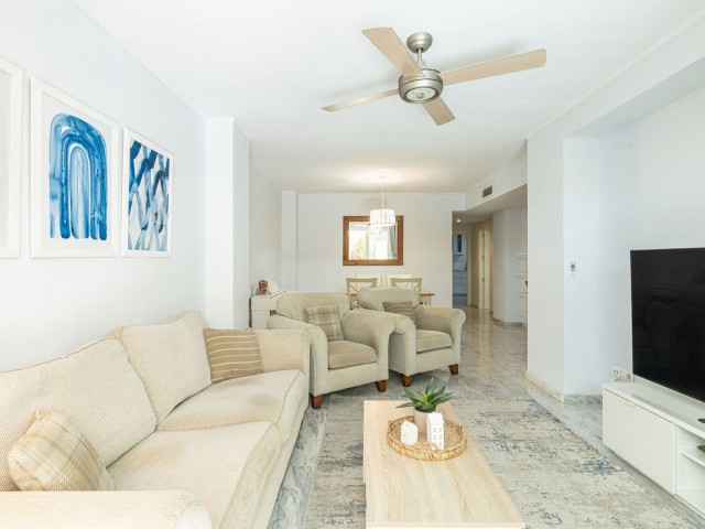 3 Bedrooms Apartment in Nueva Andalucía