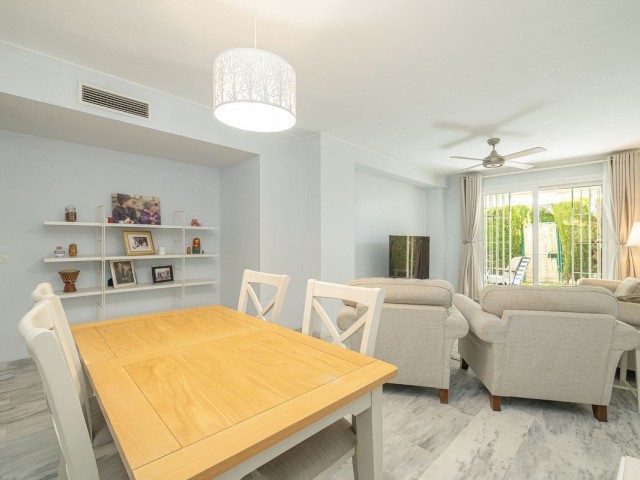 3 Bedrooms Apartment in Nueva Andalucía