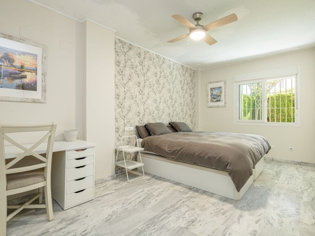 3 Bedrooms Apartment in Nueva Andalucía