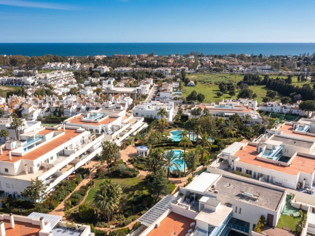 3 Bedrooms Apartment in Nueva Andalucía