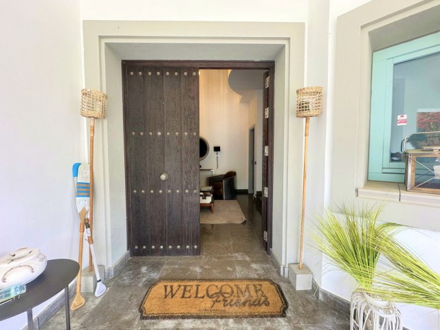 5 Bedrooms Villa in Sotogrande Alto