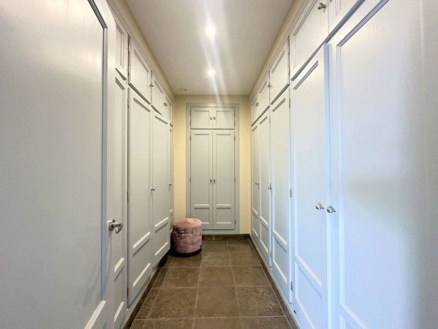 5 Bedrooms Villa in Sotogrande Alto