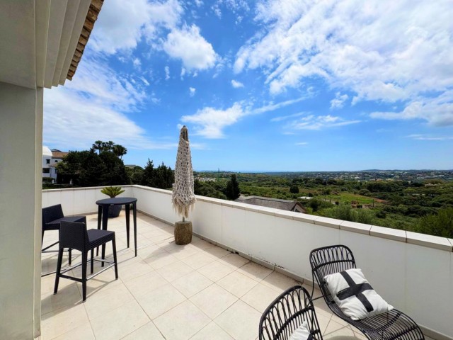 5 Bedrooms Villa in Sotogrande Alto