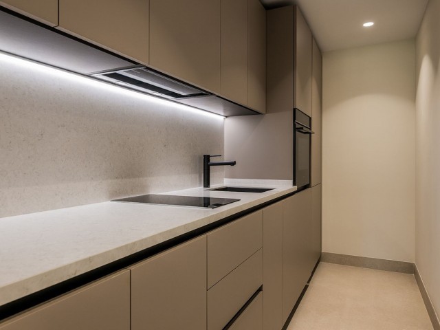 4 Bedrooms Apartment in New Golden Mile