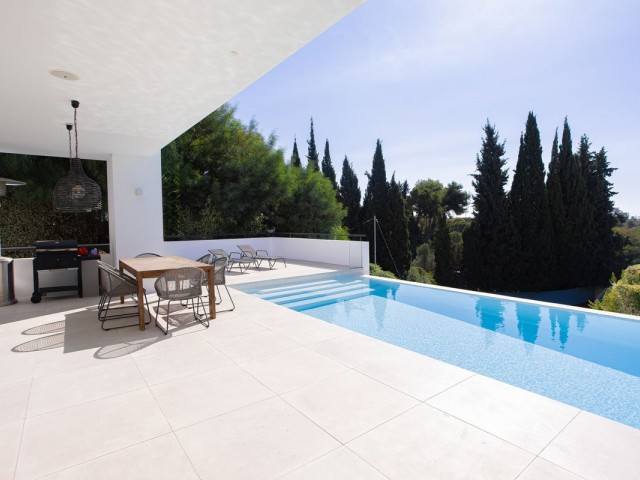6 Schlafzimmer Villa in Marbella