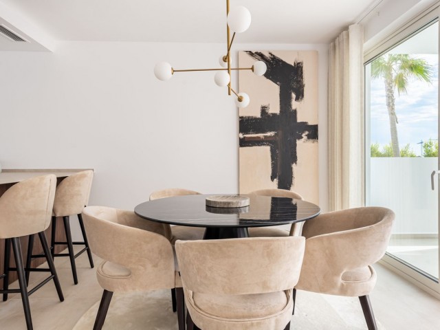 4 Schlafzimmer Villa in Casares Playa