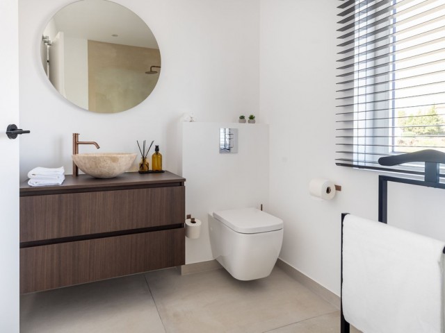 4 Schlafzimmer Villa in Casares Playa