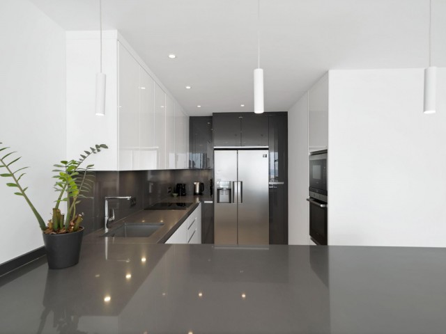 2 Schlafzimmer Apartment in Marbella