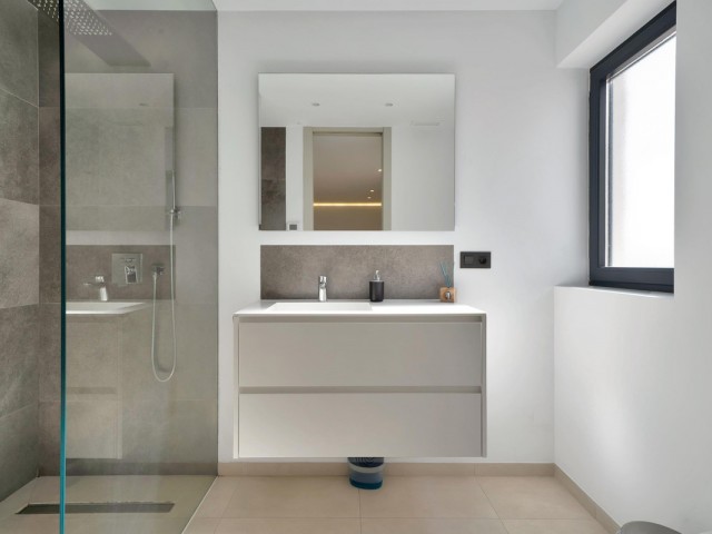 2 Schlafzimmer Apartment in Marbella