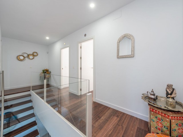 Maison mitoyenne avec 3 Chambres  à Manilva