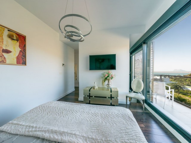 Maison mitoyenne avec 3 Chambres  à Manilva