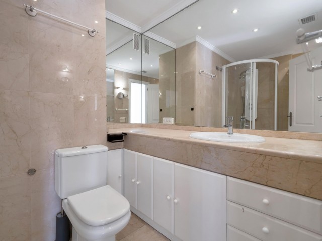 3 Bedrooms Apartment in Marbella