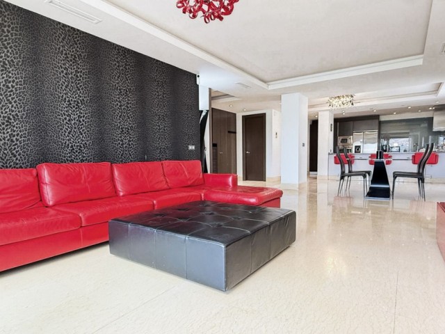 3 Sovrums Lägenhet i Atalaya