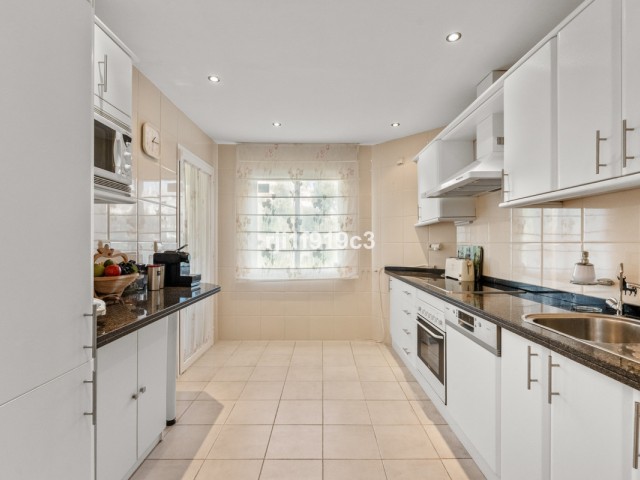 3 Schlafzimmer Apartment in Elviria