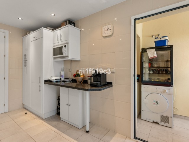 3 Schlafzimmer Apartment in Elviria