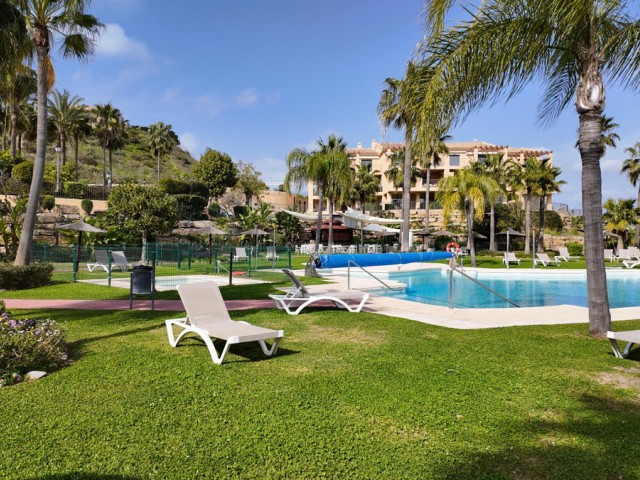 4 Bedrooms Apartment in Benahavís