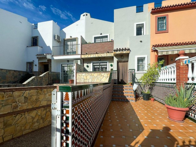 3 Bedrooms Villa in Mijas