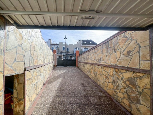 3 Bedrooms Villa in Mijas