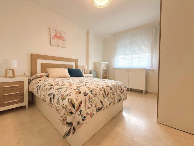 Apartamento con 2 Dormitorios  en Río Real