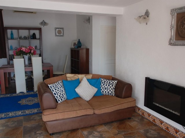 Villa con 5 Dormitorios  en Campo Mijas