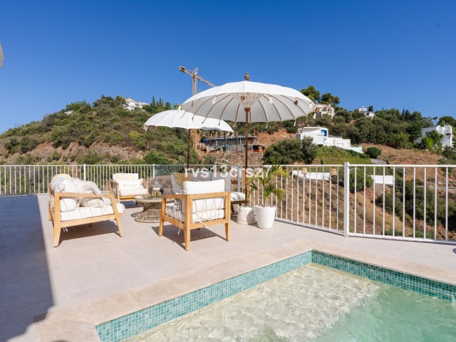 4 Slaapkamer Villa in El Rosario