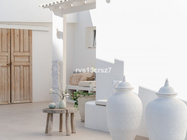 4 Slaapkamer Villa in El Rosario