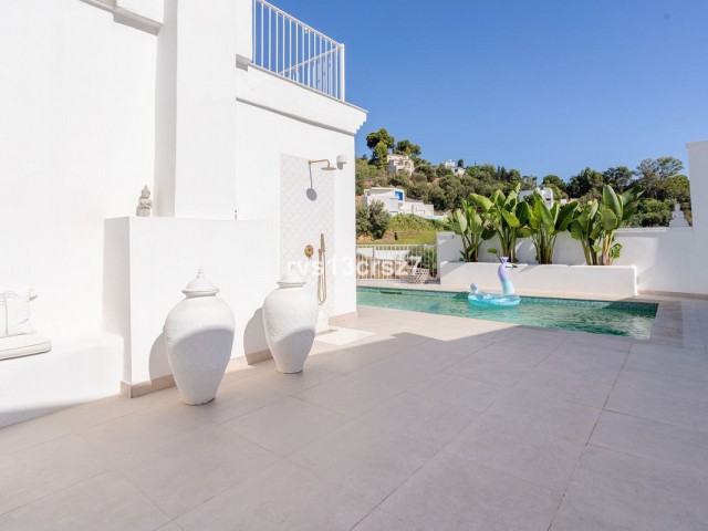 4 Slaapkamer Villa in El Rosario