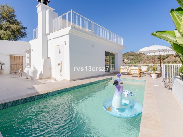 4 Slaapkamer Villa in El Rosario