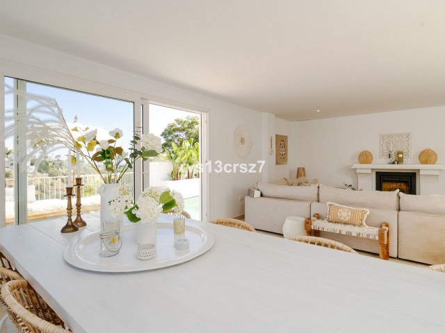 4 Slaapkamer Villa in El Rosario