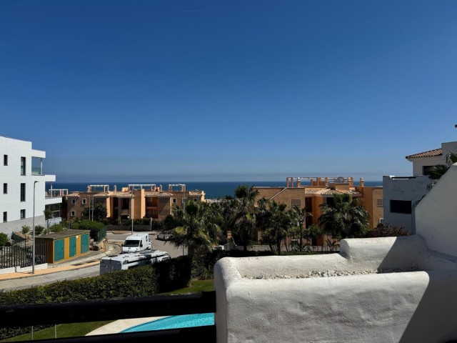 Apartment, Casares, R5208106