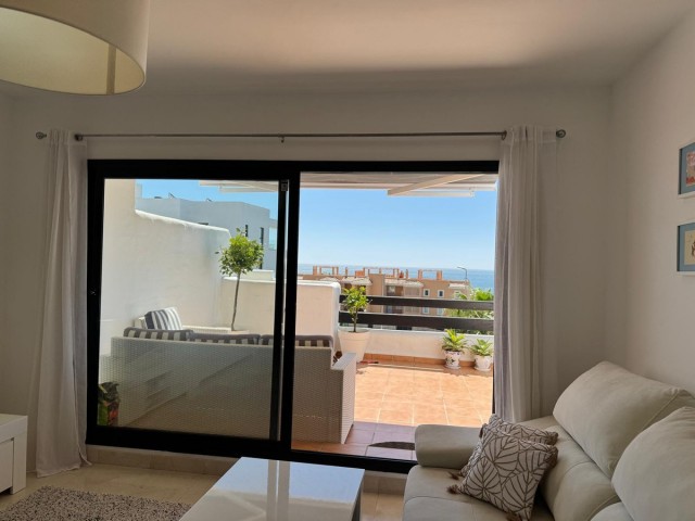 Apartamento con 2 Dormitorios  en Casares Playa