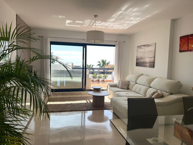 Apartamento con 2 Dormitorios  en Casares Playa