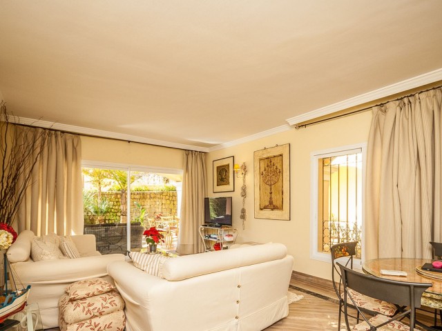 2 Schlafzimmer Apartment in Elviria