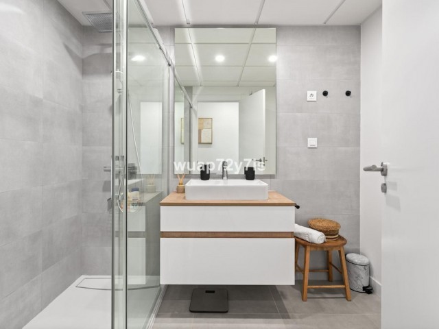 Appartement avec 3 Chambres  à Estepona