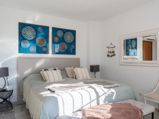 Maison mitoyenne avec 3 Chambres  à Calahonda