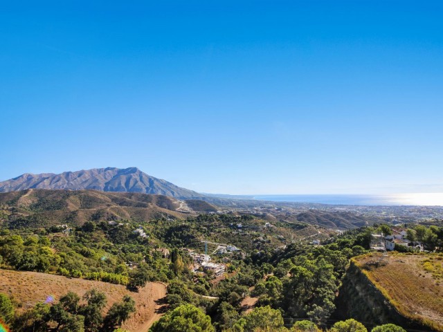 4 Bedrooms Townhouse in Casares
