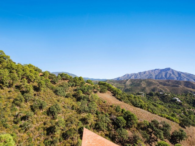 4 Bedrooms Townhouse in Casares