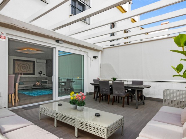 4 Bedrooms Townhouse in Casares