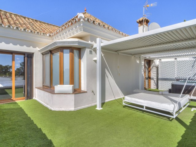 5 Makuuhuoneen Huvila Estepona