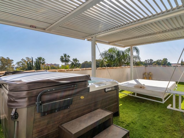 5 Makuuhuoneen Huvila Estepona