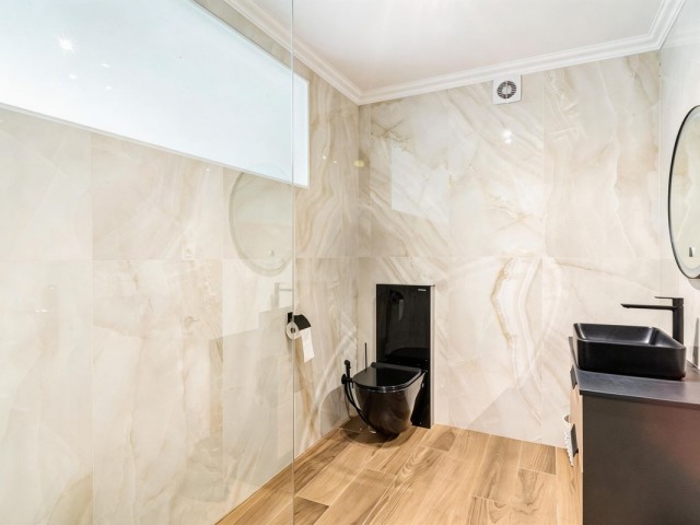 5 Makuuhuoneen Huvila Estepona