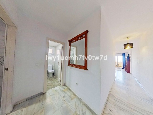 2 Makuuhuoneen Huoneisto Torrequebrada